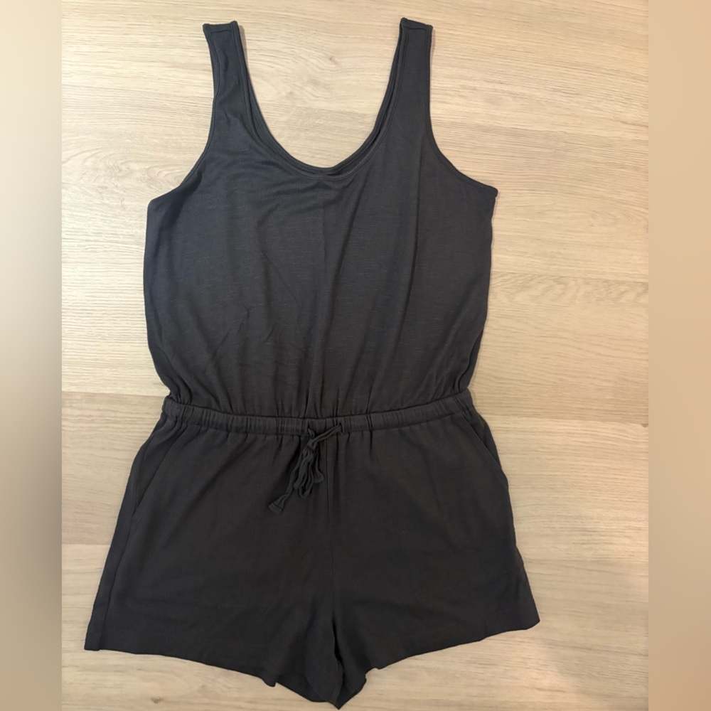 LOFT Grey Sleeveless Tank Romper